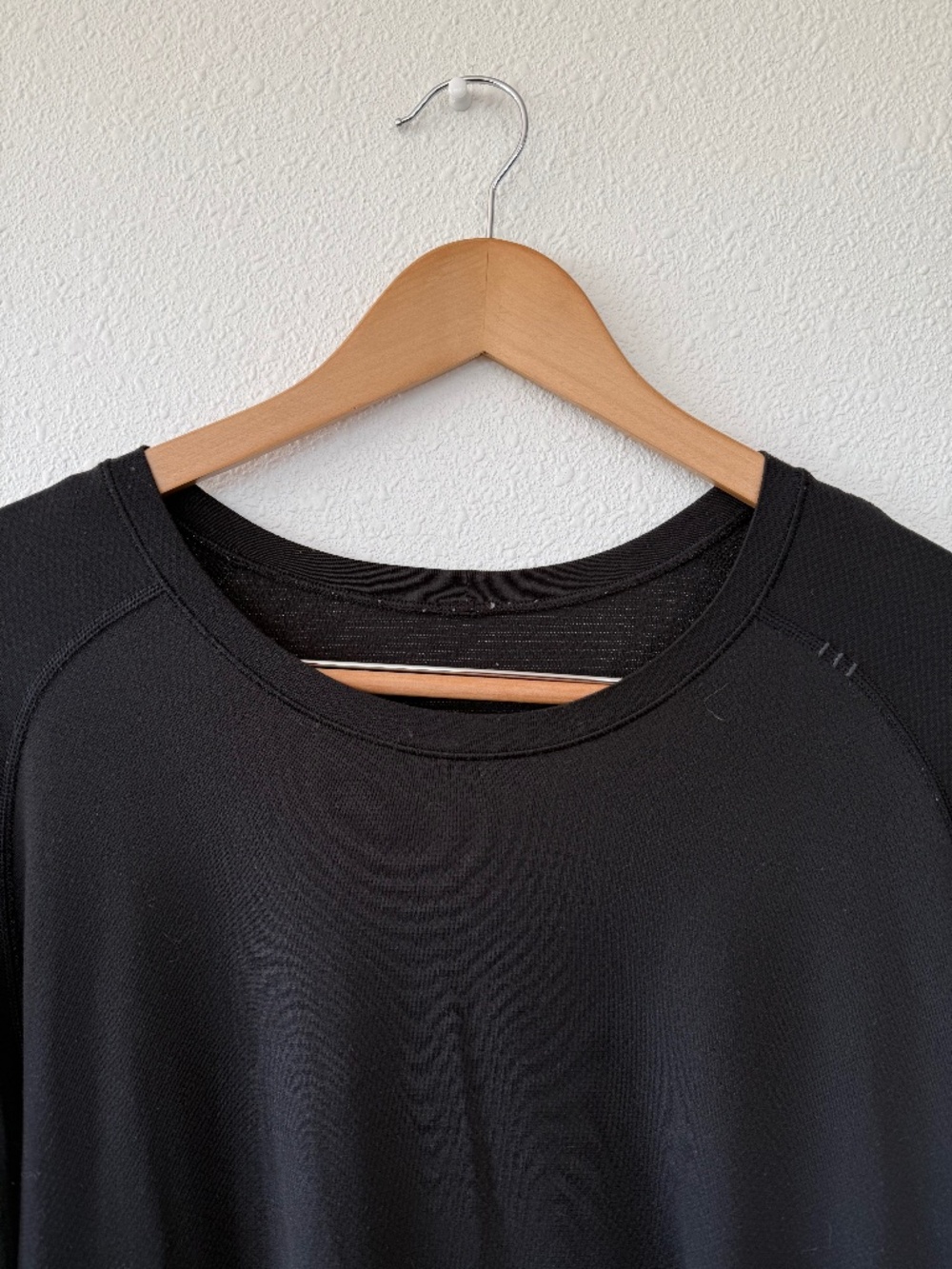 lululemon Mens Black Metal Vent Long Sleeve Tee Size XL